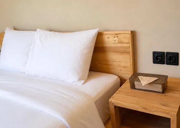 Birdnest Glamping *