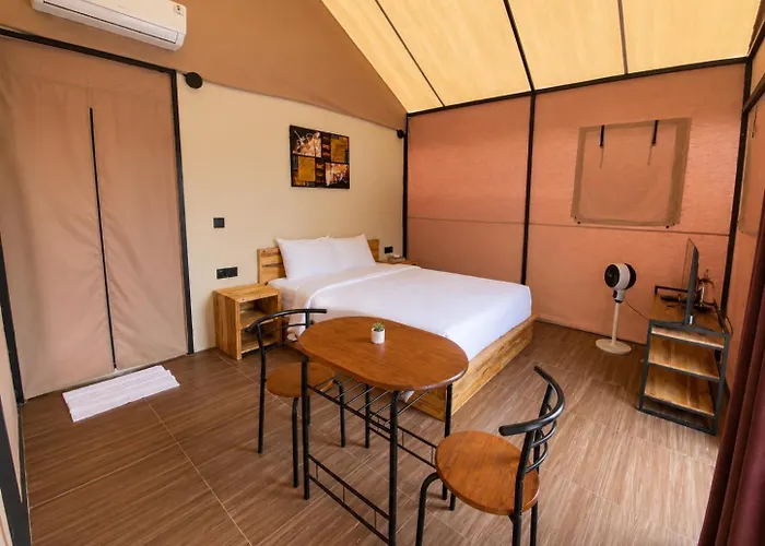 Birdnest Glamping 山林小屋