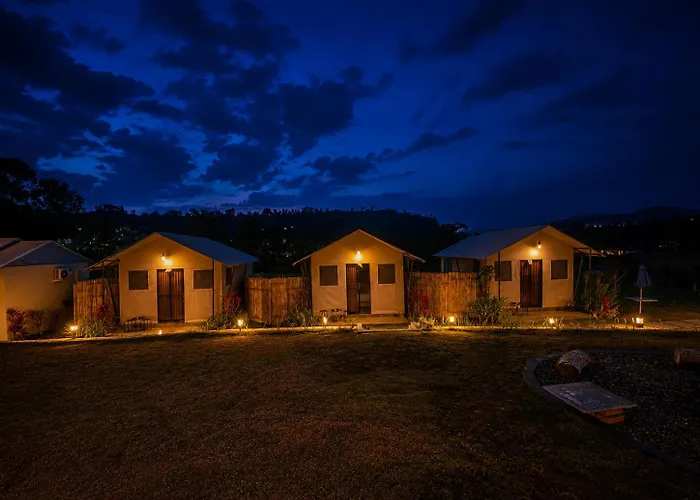 Lodge Birdnest Glamping *