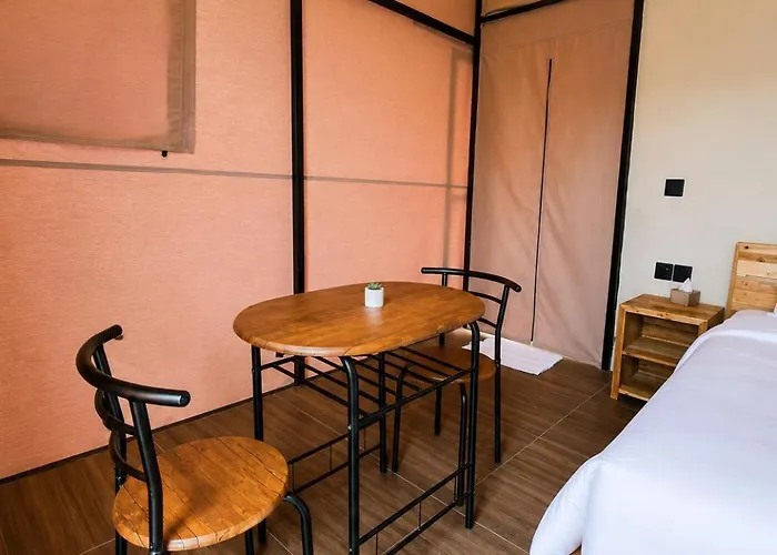 Birdnest Glamping Lodge Kubupenlokan