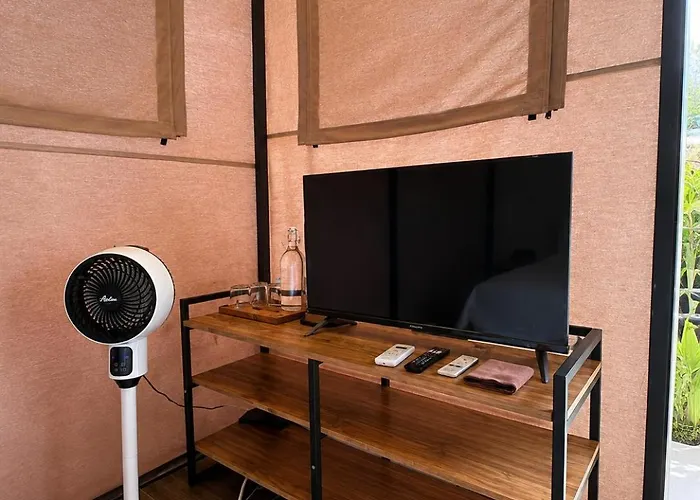 Birdnest Glamping Lodge